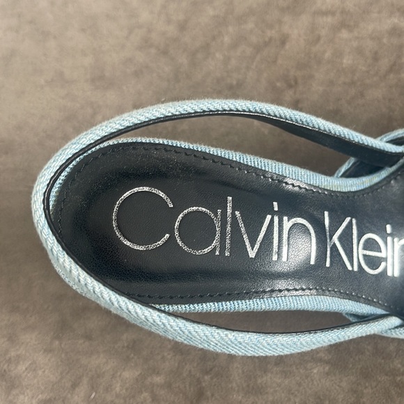 Calvin Klein Coreta Pump sling back. 3 in heel. Color- light denim Size- 5 - Picture 4 of 8